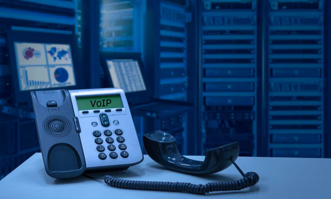 IP Telephone device with data center room Miami VoIP Service